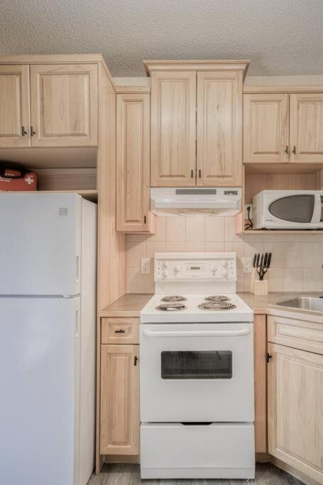 5 Mins To Banff - Cozy Townhome 2Br&2Bath - Banff Pass Included Canmore Eksteriør bilde
