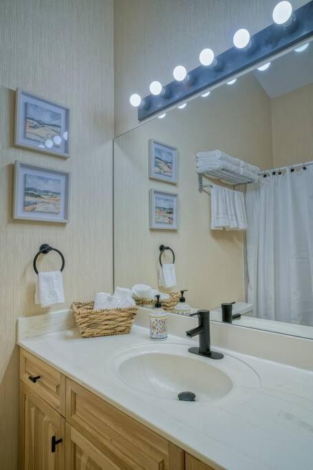 5 Mins To Banff - Cozy Townhome 2Br&2Bath - Banff Pass Included Canmore Eksteriør bilde