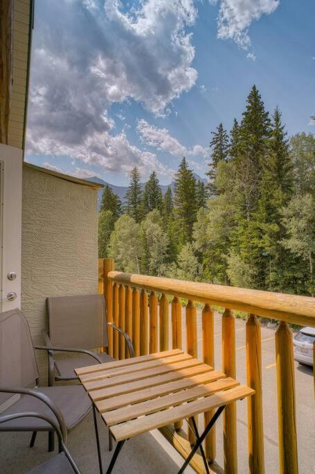 5 Mins To Banff - Cozy Townhome 2Br&2Bath - Banff Pass Included Canmore Eksteriør bilde